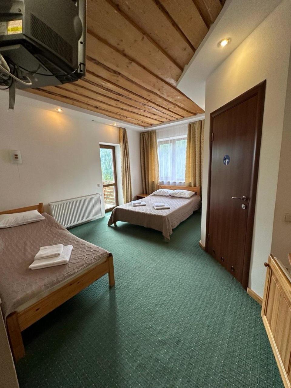 Біля Витягу Slawske Zimmer foto