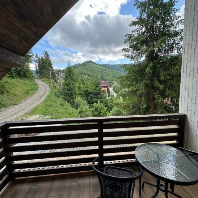 Біля Витягу Slawske Zimmer foto