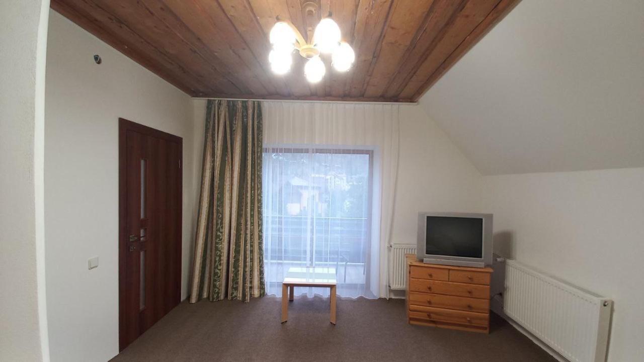 Біля Витягу Slawske Zimmer foto